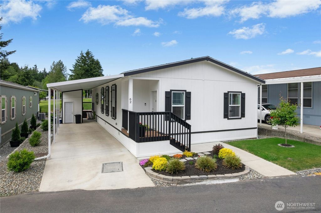 Photo of 2101 S 324th Street #62, Federal Way, WA 98003 (MLS # 2530882)