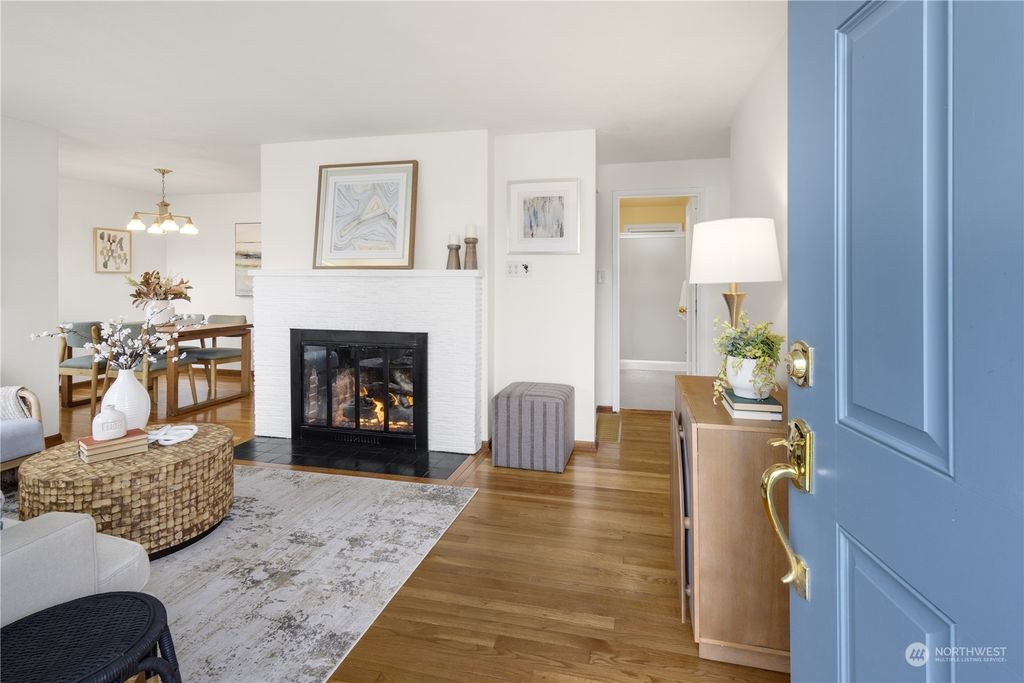 Photo of 3733 SW Tillman Street, Seattle, WA 98126 (MLS # 2322219)
