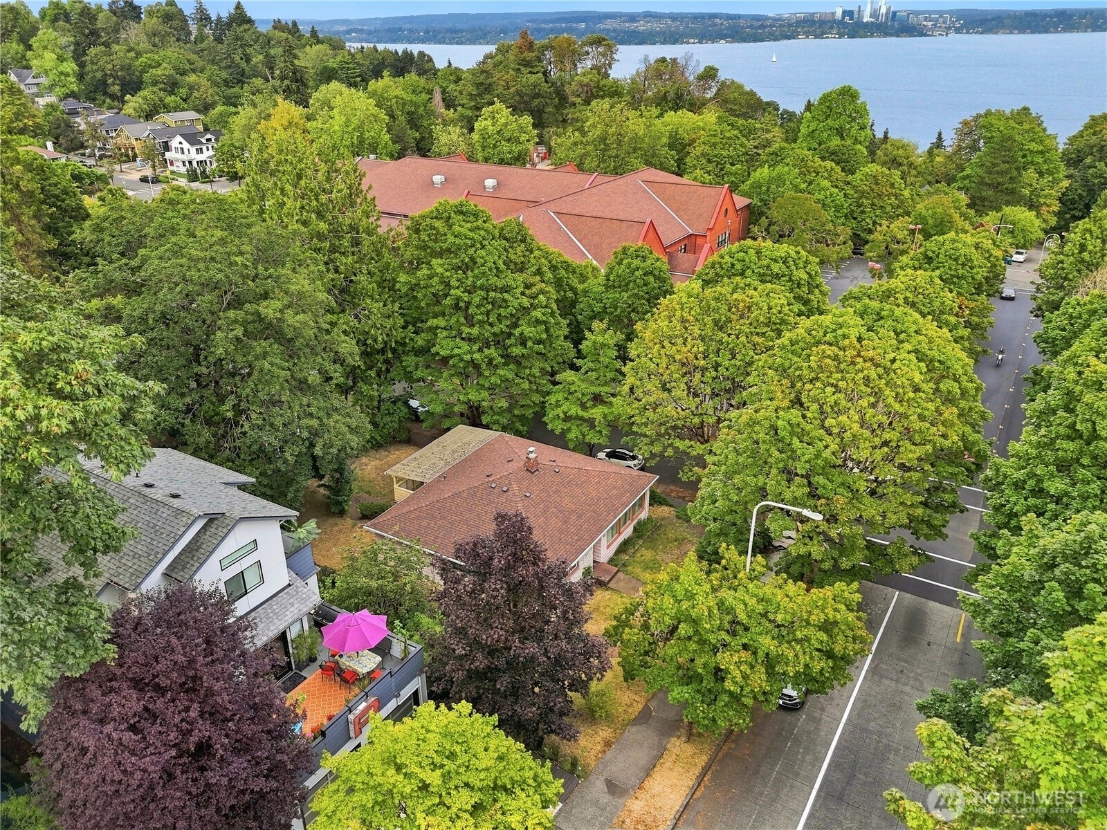 3020 E Yesler Way