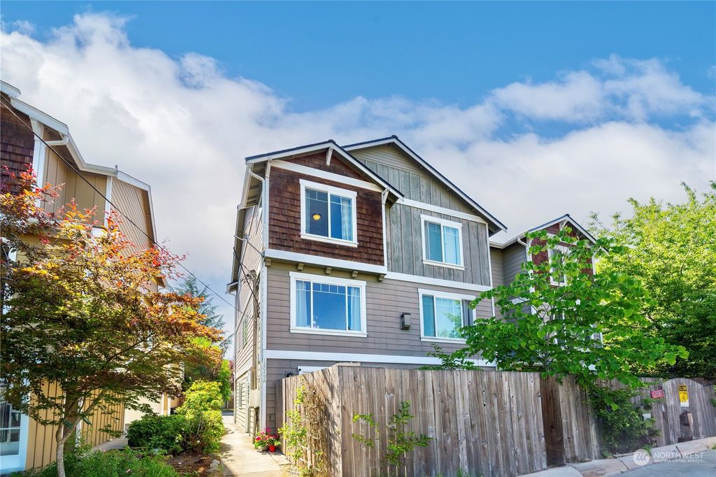 Photo of 12049 33rd Avenue NE #A, Seattle, WA 98125 (MLS # 2128413)
