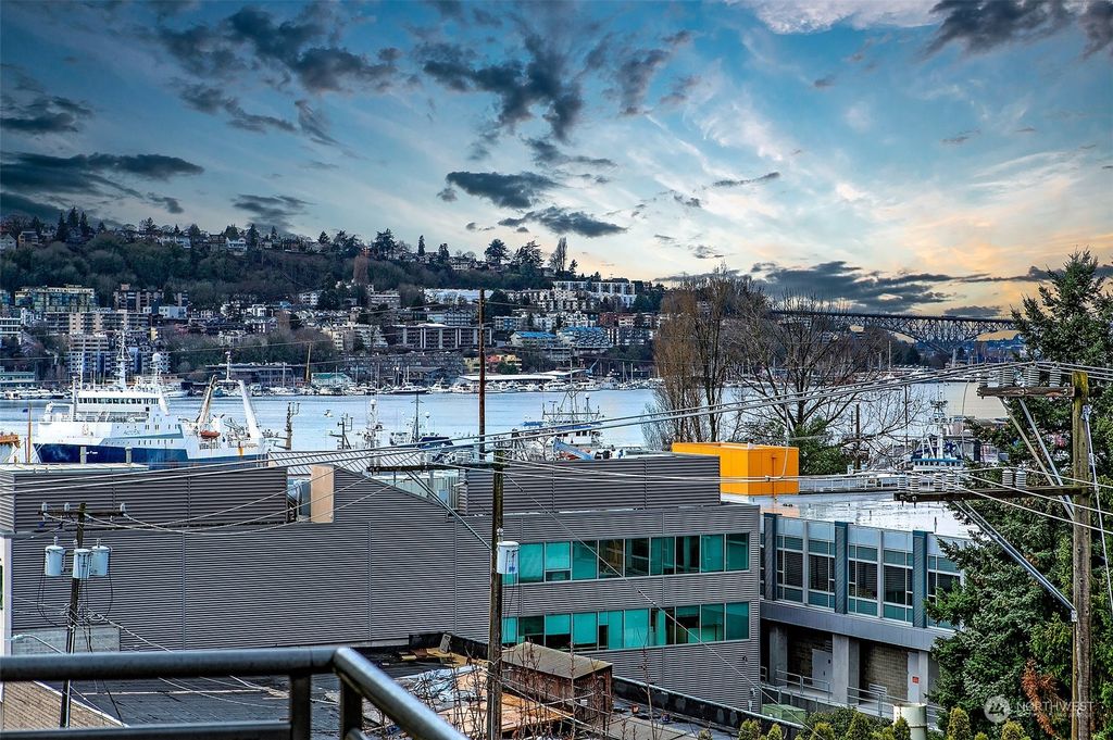 Photo of 1550 Eastlake Avenue E #502, Seattle, WA 98102 (MLS # 2203682)