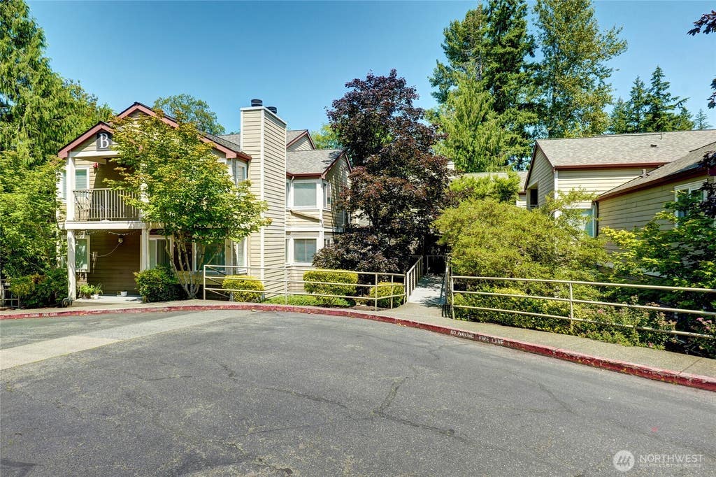 Photo of 700 Front Street S #B206, Issaquah, WA 98027 (MLS # 2553616)