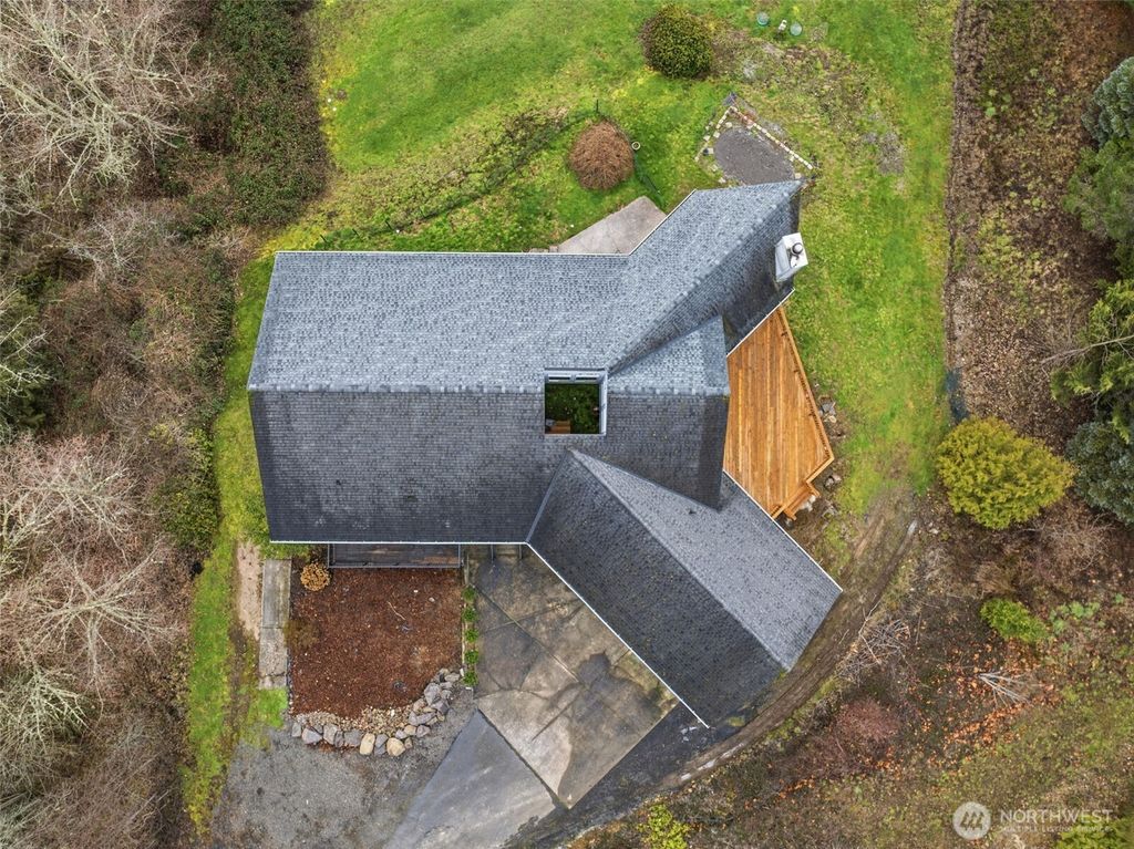 Photo of 211 Basswood Drive, Silverlake, WA 98645 (MLS # 2451078)