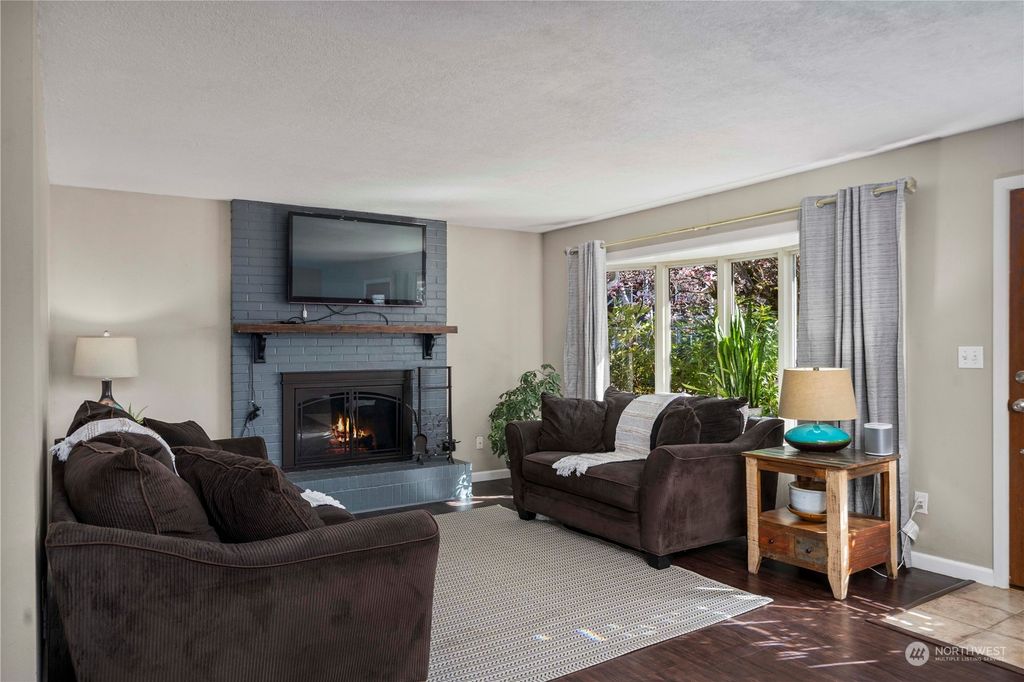 listing image 9363802504486499795