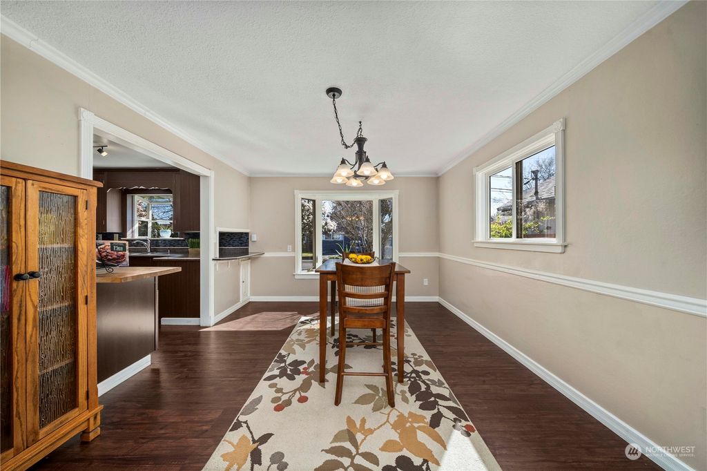 listing image 9366134411296202961