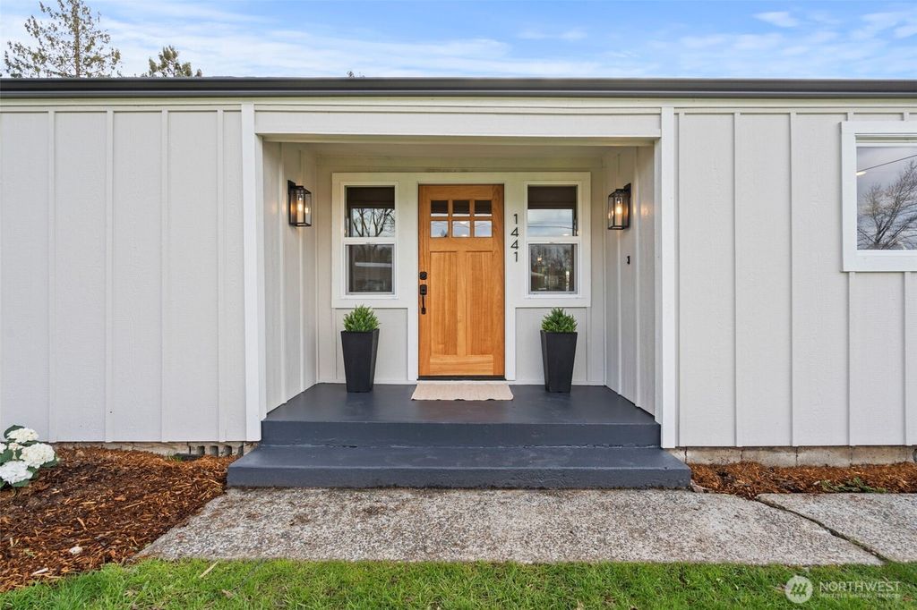 Photo of 1441 SW Snively Avenue, Chehalis, WA 98532 (MLS # 2502792)