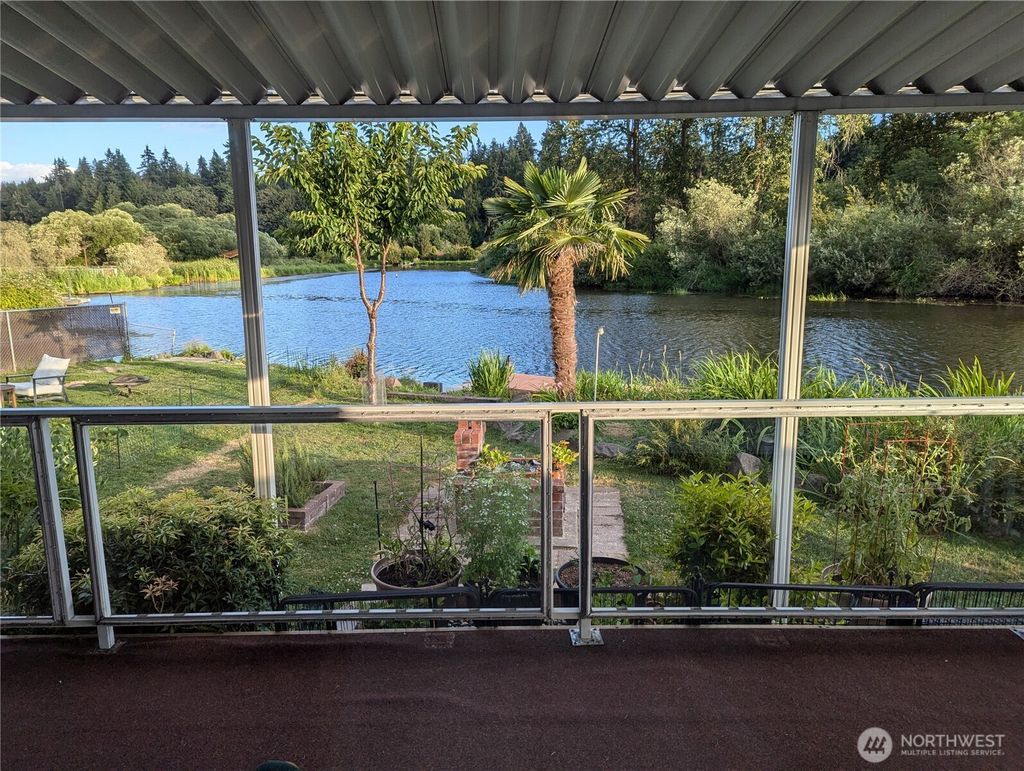 Photo of 7301 NE 175th Street #140, Kenmore, WA 98028 (MLS # 2372151)