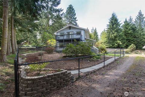 Photo of 31 Salal Way, Sequim, WA 98382 (MLS # 2514221)