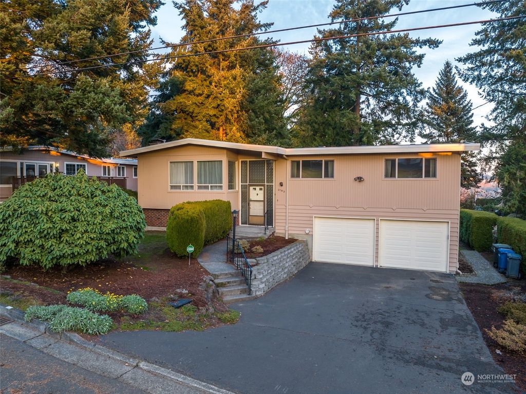 Photo of 21012 4th Place S, Des Moines, WA 98198 (MLS # 2184981)