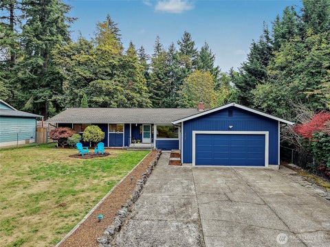 Photo of 13020 158th Avenue SE, Renton, WA 98059 (MLS # 2590725)