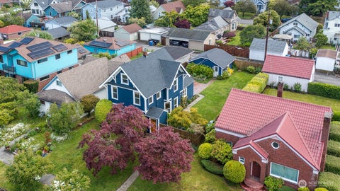 Photo of 1825 Rucker Avenue, Everett, WA 98201 (MLS # 2533395)