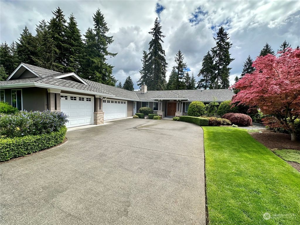Photo of 14213 SE 170th Street, Renton, WA 98058 (MLS # 2272299)