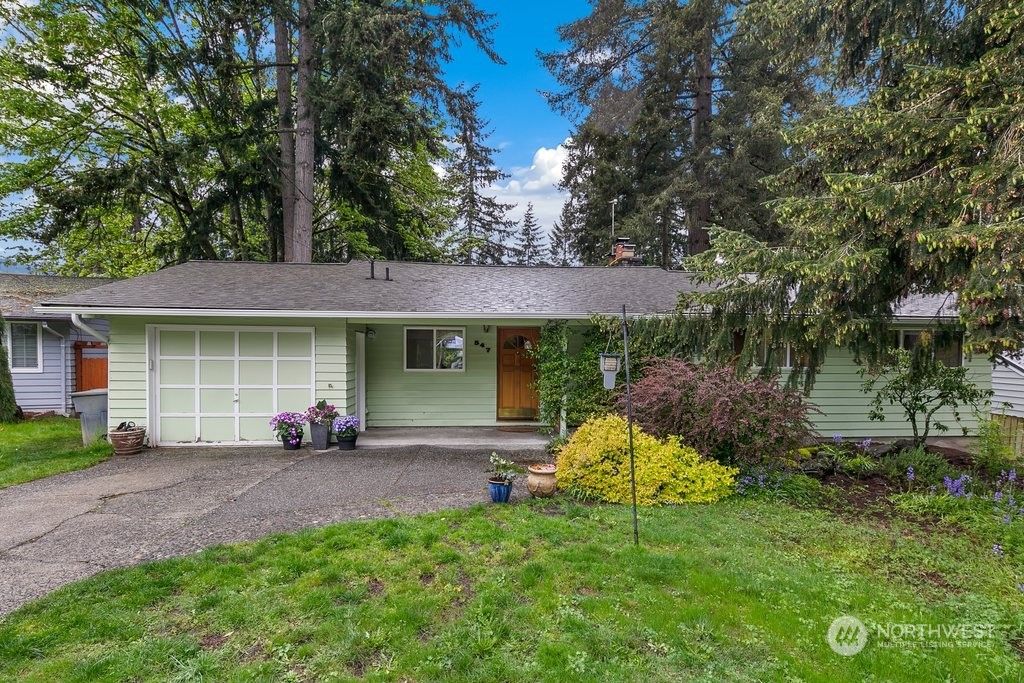 Photo of 547 157th Avenue SE, Bellevue, WA 98008 (MLS # 2227680)