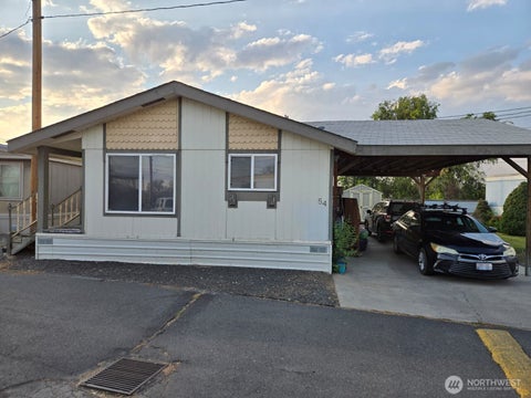 Photo of 936 S Division Street #54, Moses Lake, WA 98837 (MLS # 2570924)