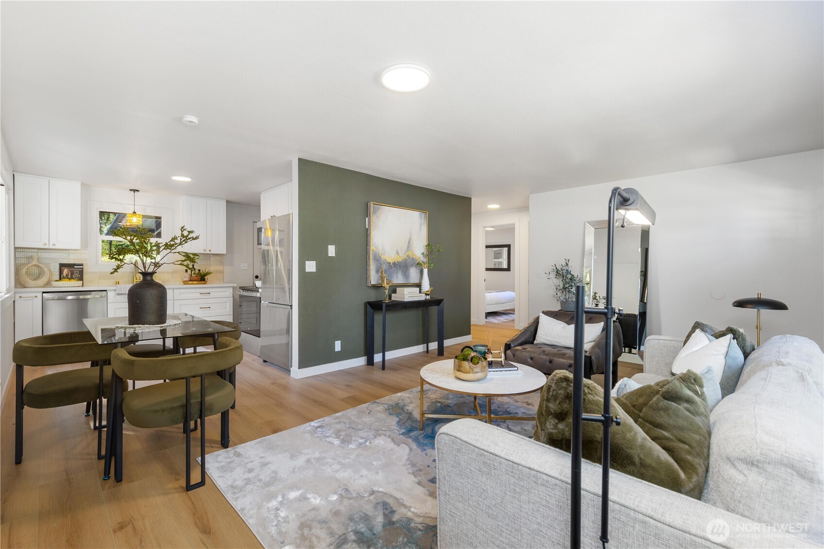 17027 37th Avenue S
