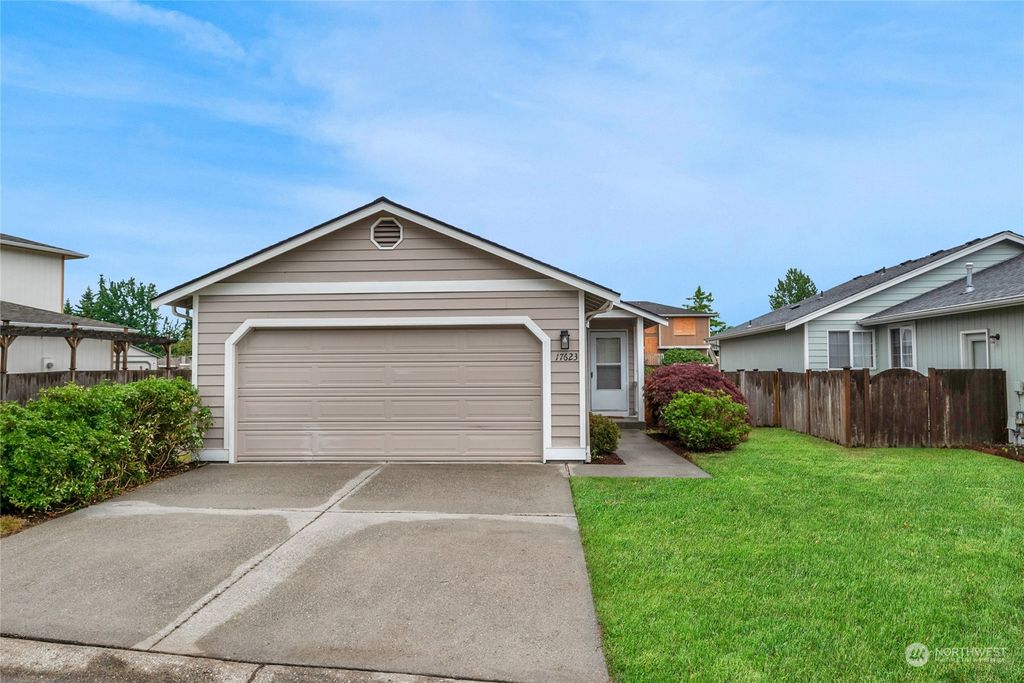 Photo of 17623 Spring Lane Avenue #152, Marysville, WA 98271 (MLS # 2127008)