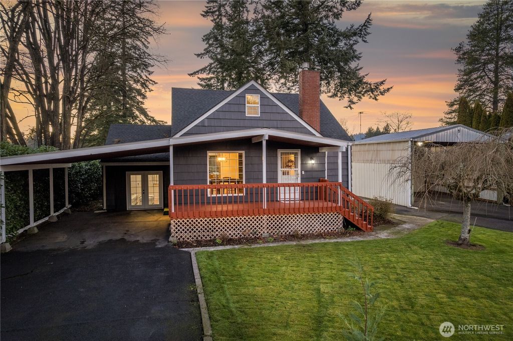 Photo of 171 Beacon Hill Drive, Longview, WA 98632 (MLS # 2473538)