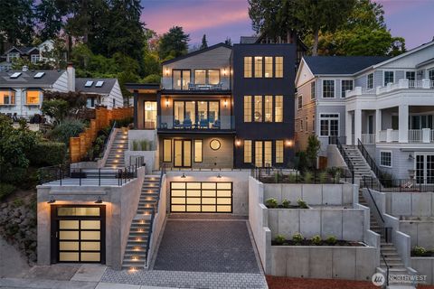 1027 McGilvra Boulevard E Seattle WA 98112