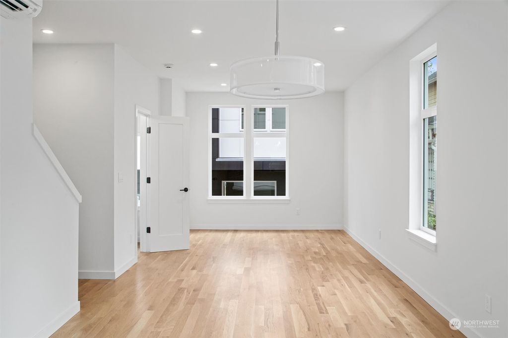 Photo of 4026 B Midvale Avenue N, Seattle, WA 98103 (MLS # 2202088)