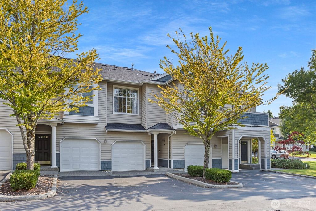 Photo of 1855 Trossachs Blvd Blvd SE #1506, Sammamish, WA 98075 (MLS # 2427071)