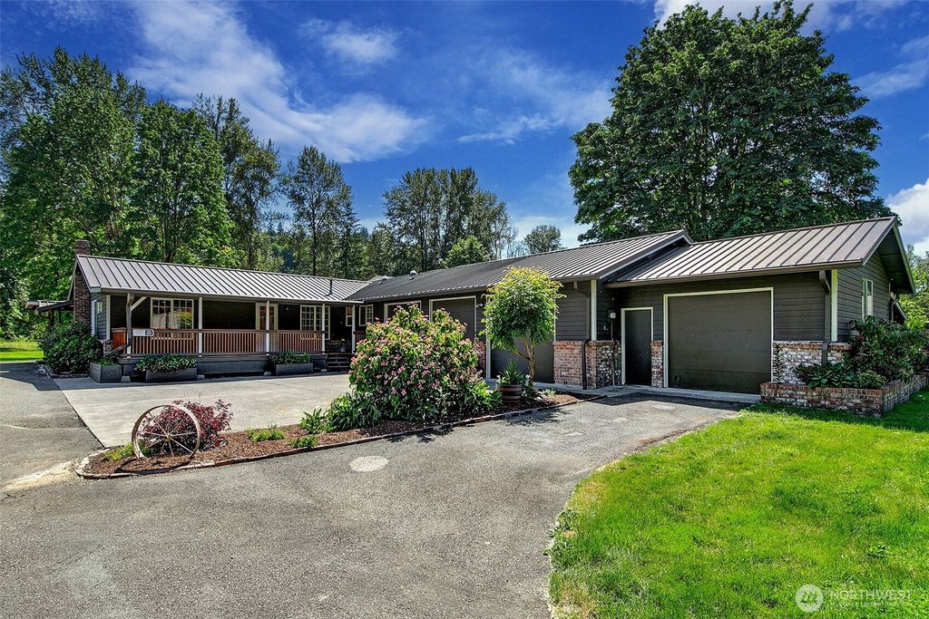 Photo of 17023 SE Jones Road, Renton, WA 98058 (MLS # 2378260)