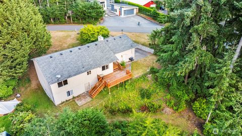 90 E Treasure Island Drive Allyn WA 98524