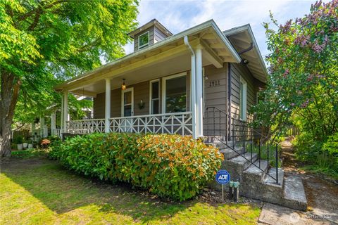 Photo of 1411 N Prospect Street, Tacoma, WA 98406 (MLS # 2522077)