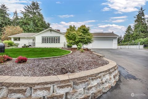 8402 57th Avenue E, Puyallup, WA 98371 - MLS#: 2328332