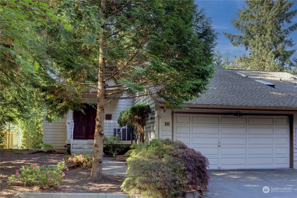 Photo of 16 143rd Avenue SE, Bellevue, WA 98007 (MLS # 2076114)