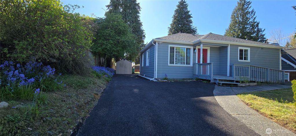 Photo of 12053 70 Avenue S, Seattle, WA 98178 (MLS # 2513570)