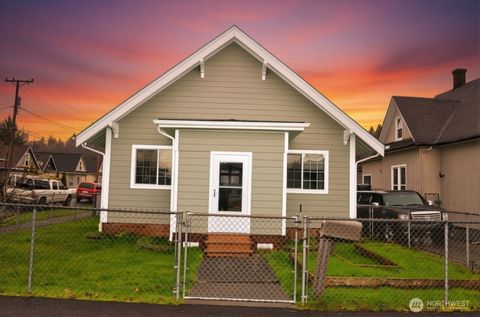 401 Emerson Avenue Hoquiam WA 98550
