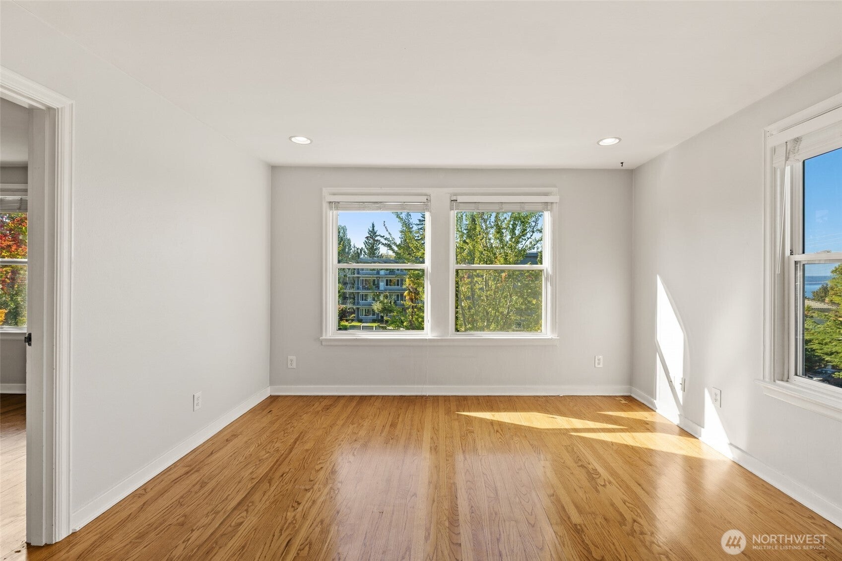 421 N Yakima Avenue 4