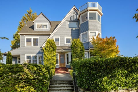 Photo of 421 N Yakima Avenue #4, Tacoma, WA 98403 (MLS # 2581356)