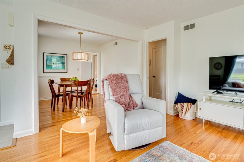 813 N 16th Avenue