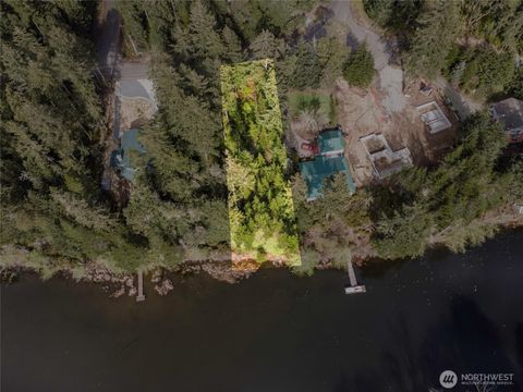 11018 Mathews Way Anderson Island WA 98303