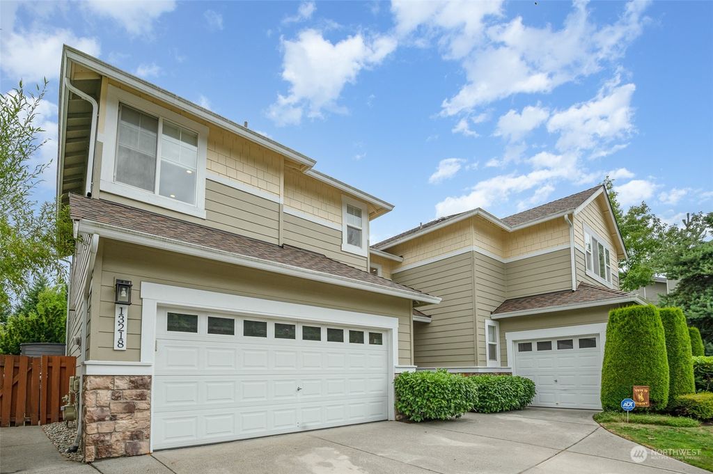 Photo of 13218 70th Drive SE, Snohomish, WA 98296 (MLS # 2137455)
