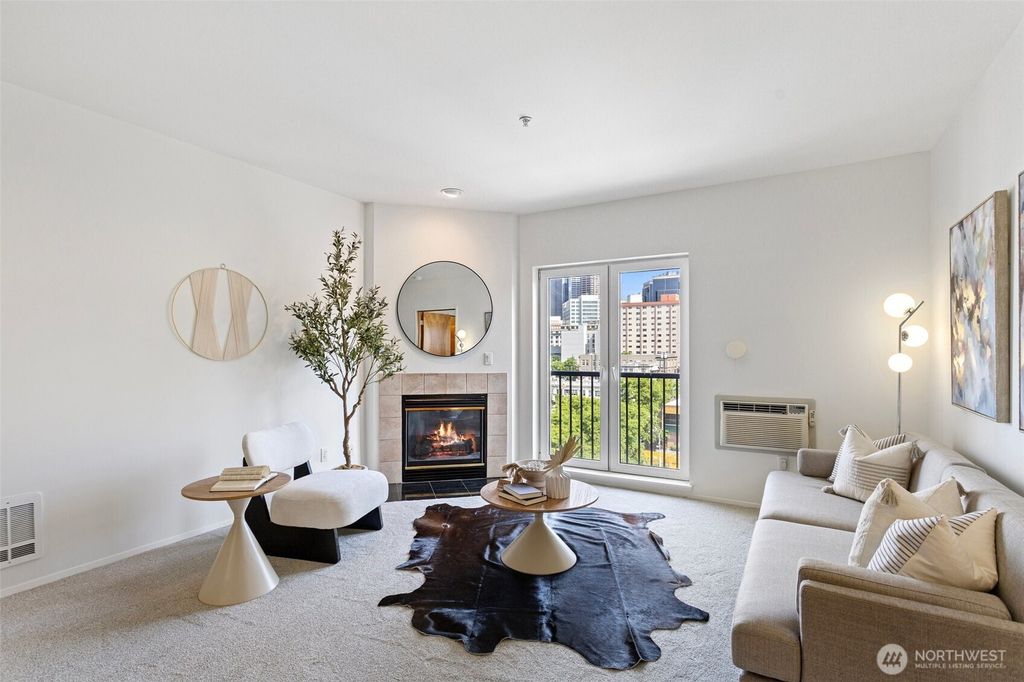 Photo of 510 6th Avenue S #804, Seattle, WA 98104 (MLS # 2387517)