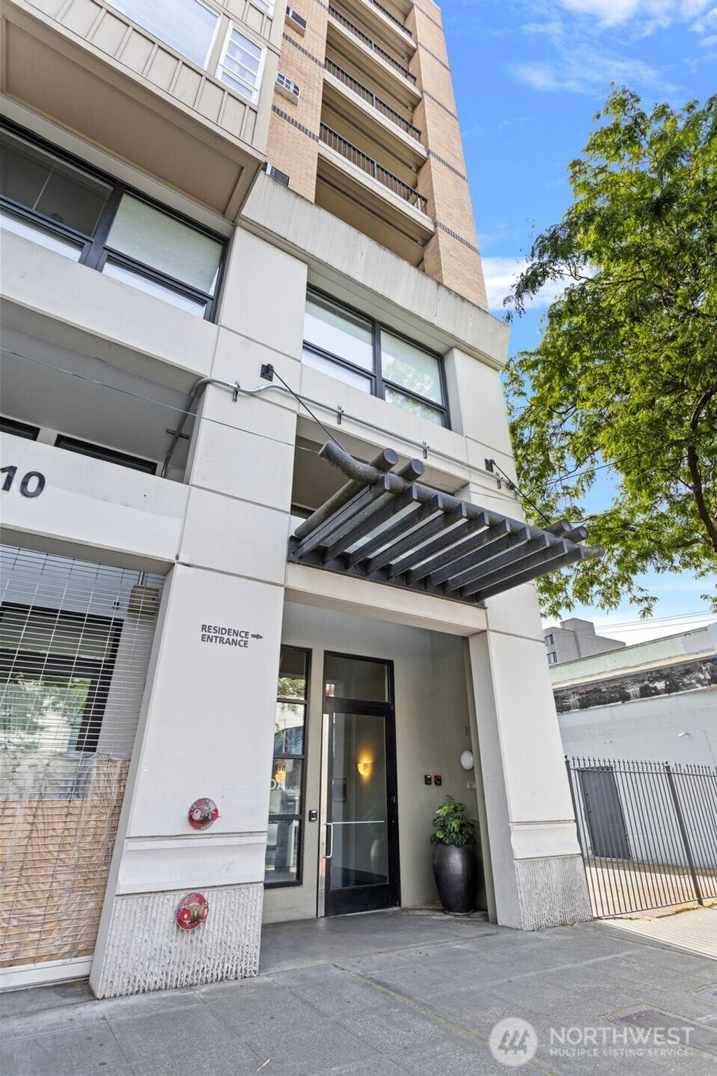 Photo of 510 6th Avenue S #804, Seattle, WA 98104 (MLS # 2387517)
