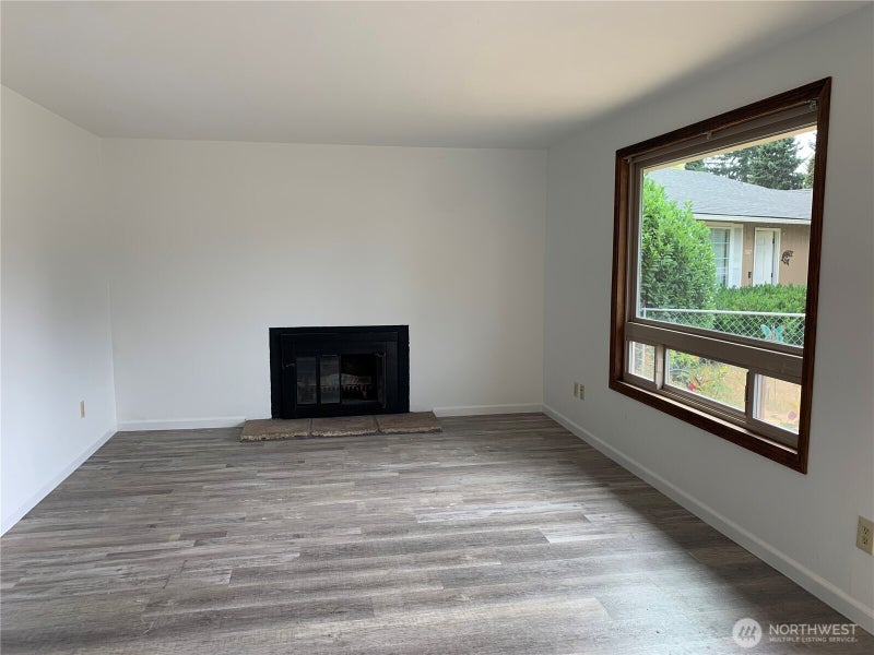 1513 NE 142nd Court