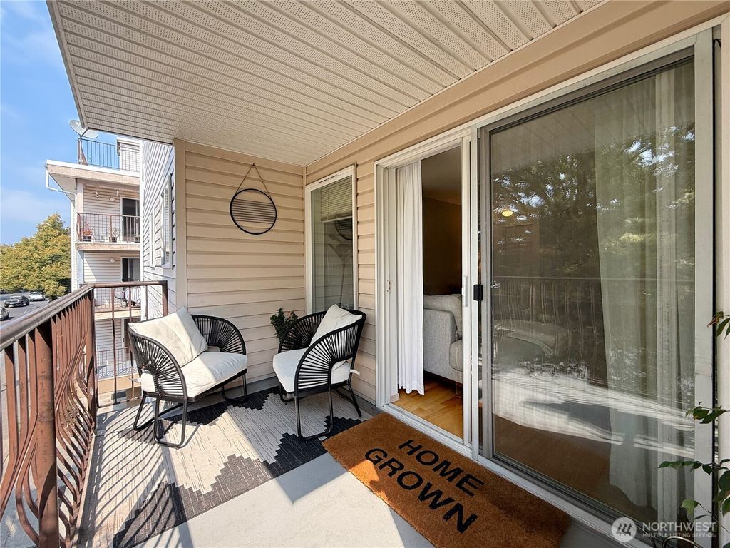 Photo of 12050 15th Avenue NE #301, Seattle, WA 98125 (MLS # 2486167)