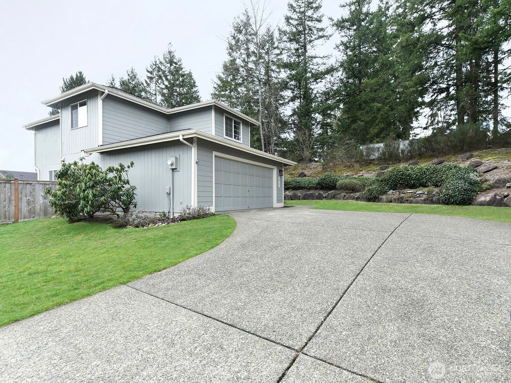 Photo of 26733 227th Avenue SE, Maple Valley, WA 98038 (MLS # 2468021)