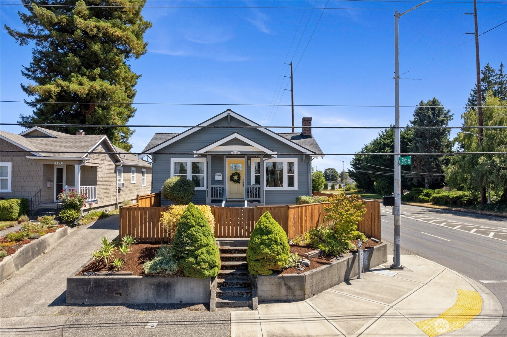2101 N Proctor Street