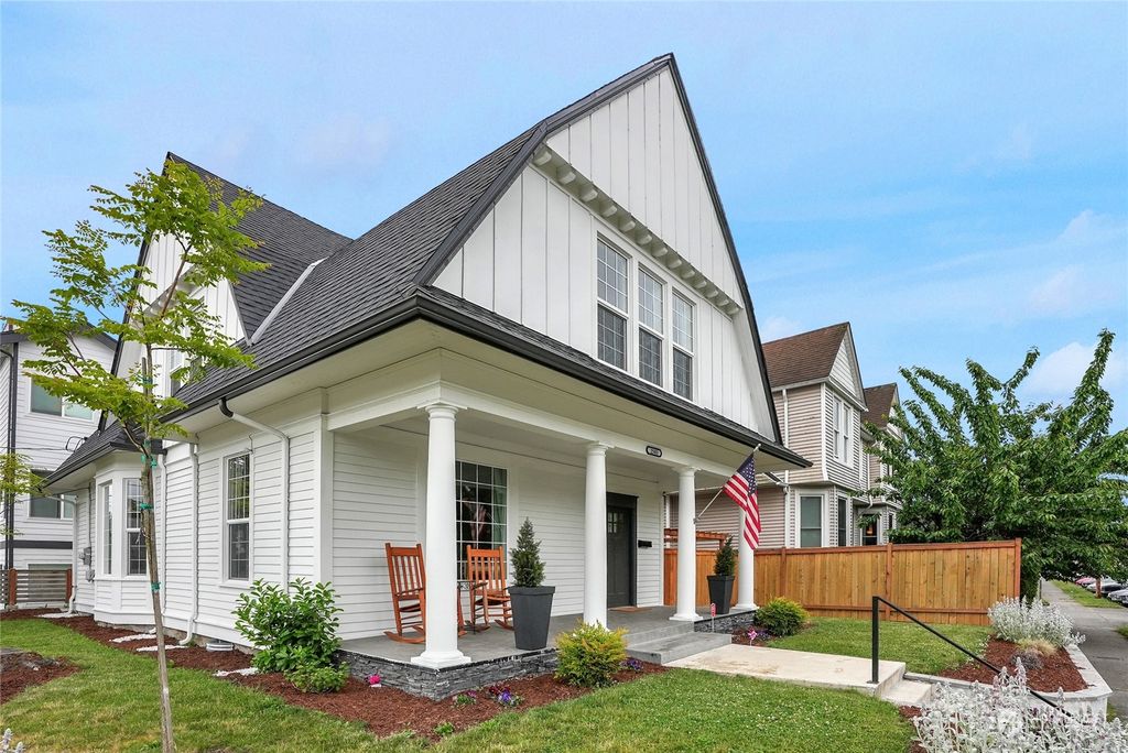 Photo of 2503 Wetmore Avenue, Everett, WA 98201 (MLS # 2125319)