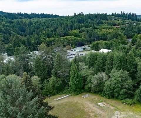 Photo of 310 Cedar Street NE, Ilwaco, WA 98624 (MLS # 2359276)