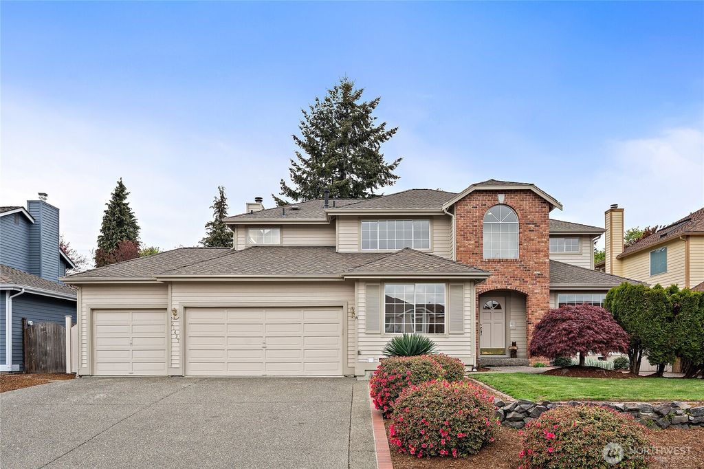 Photo of 21427 129th Place SE, Kent, WA 98031 (MLS # 2514257)