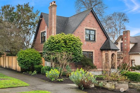 Photo of 6756 17th Avenue NW, Seattle, WA 98117 (MLS # 2484590)