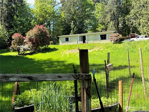 22580 Cedar Trail Lane NE Kingston WA 98346