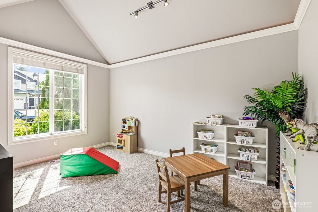 Photo of 1004 23rd Street SW, Puyallup, WA 98371 (MLS # 2483987)