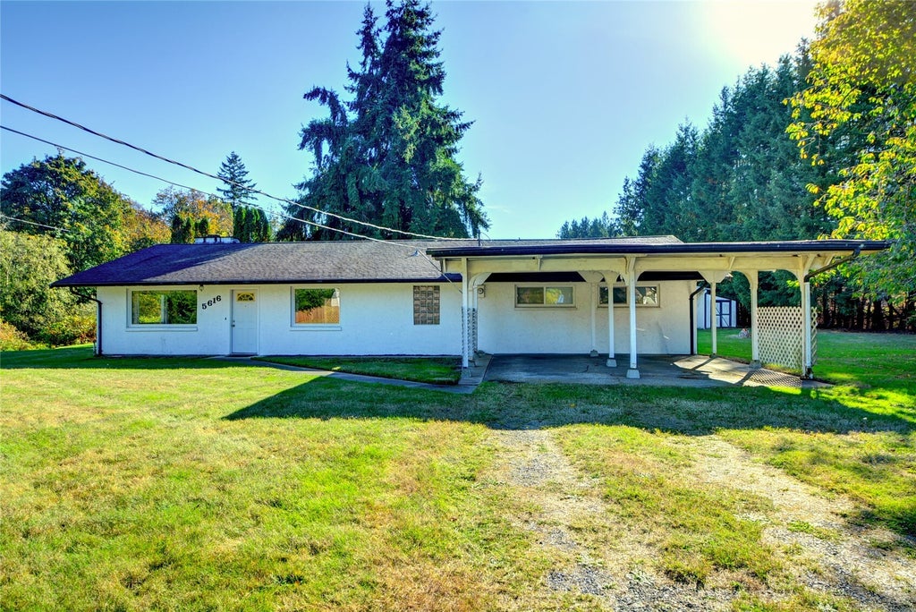 Photo of 5616 132nd Street NE, Marysville, WA 98271 (MLS # 2595341)