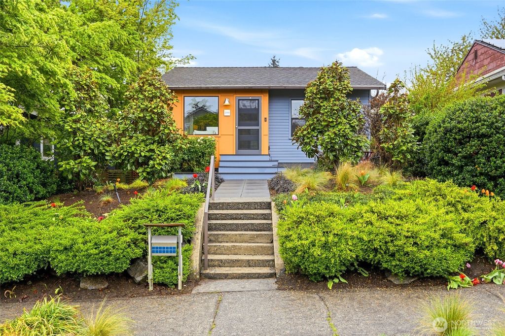 Photo of 5919 46th Avenue SW, Seattle, WA 98136 (MLS # 2512213)